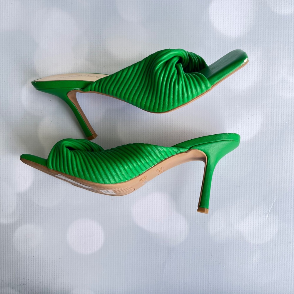 Anne Michelle Green Pleated Twisted Square‎ Toe Stiletto Mule Heels Size 10